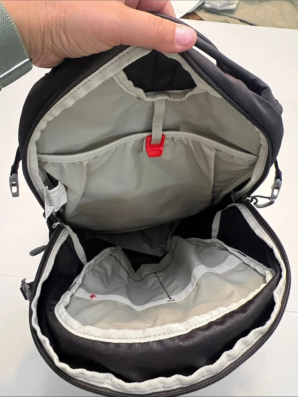 OSPREY Daylite Black Lightweight Men's Tote Backpack travel